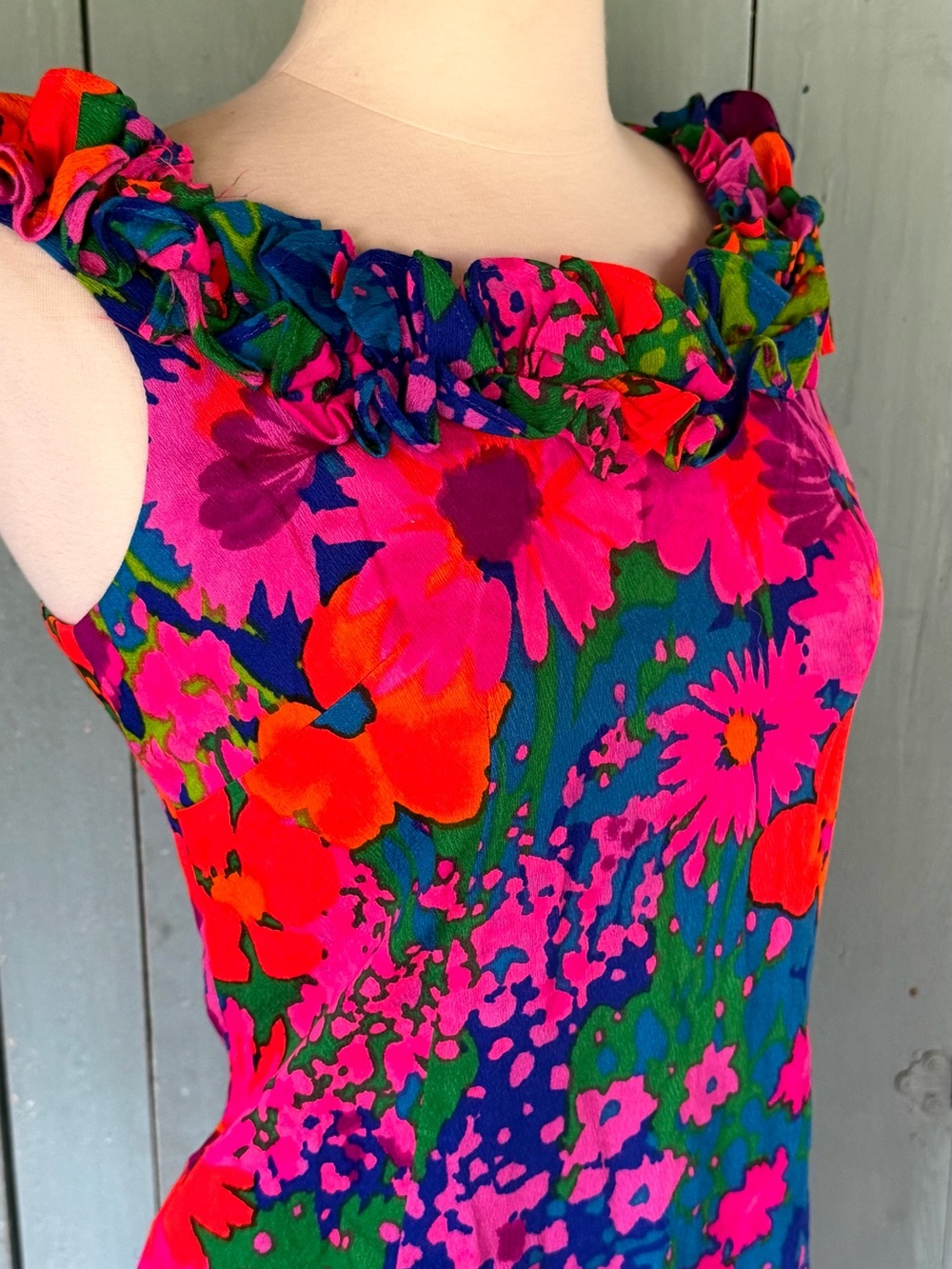 VTG 60s Liberty House Hawaii Barkcloth Mini Muumuu Lei-Style Ruffle Psychedelic